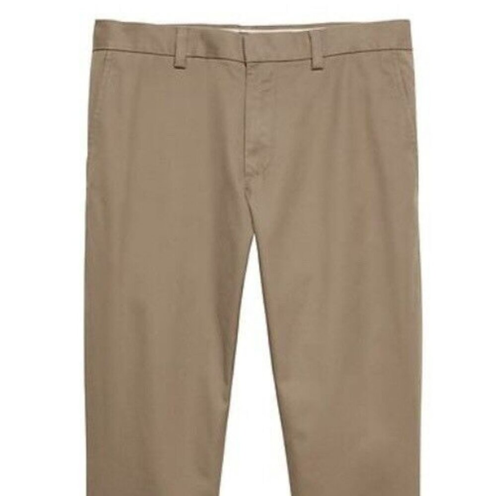 Banana Republic Aiden Slim Chino 44Wx32L